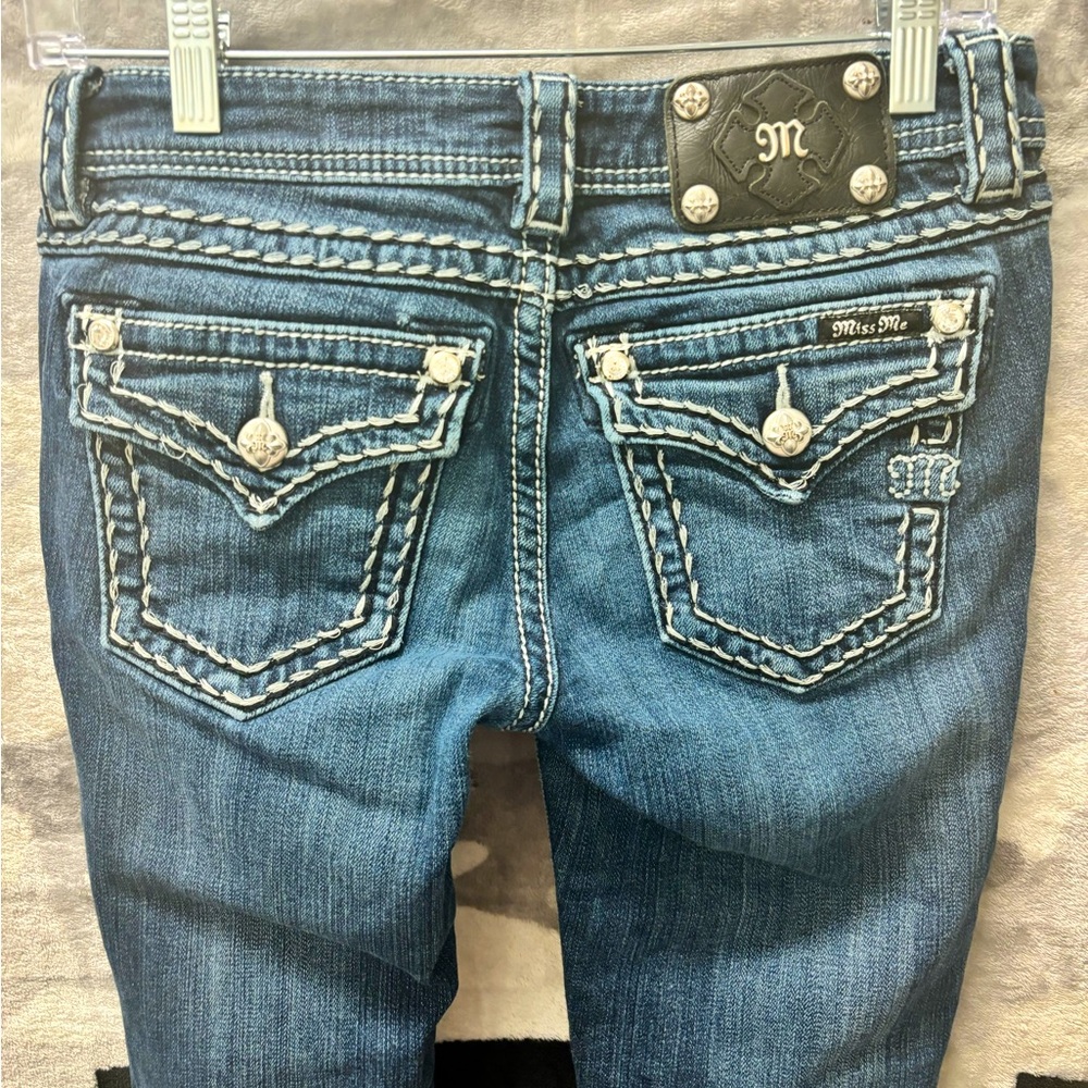 Miss Me Signature Skinny Jeans